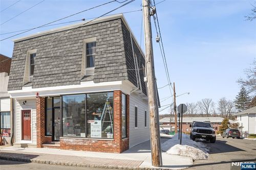 7 Hawthorne Ave, Park Ridge, NJ, 07656-1211 | Card Image