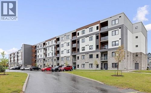311-2550 Sandwich Pky W, Lasalle, ON, N9H0N4 | Card Image
