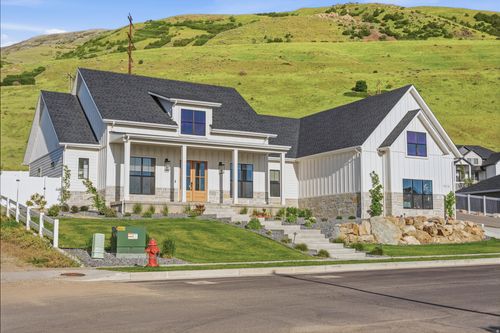 2013 S 100 W, Perry, UT, 84302-4128 | Card Image