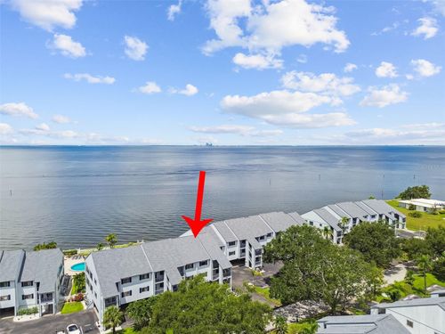 unit-b-812 Bahia Del Sol Dr, RUSKIN, FL, 33570-3084 | Card Image