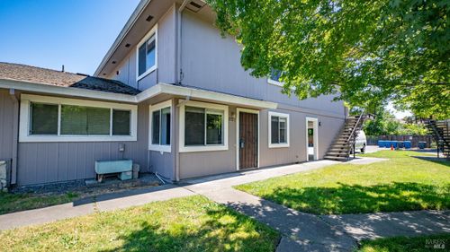 2521 Coffey Lane, Santa Rosa, CA, 95403 | Card Image