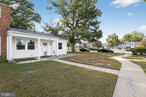 20 Ruscombe Ct, WILLINGBORO, NJ, 08046-4016 | Card Image