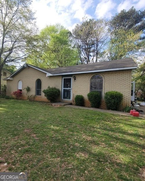 2884 Haddon Dr, Rex, GA, 30273-2335 | Card Image