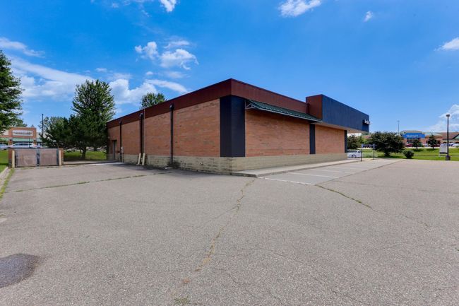 9079 Buchanan Trl, Home with 0 bedrooms, 0 bathrooms and null parking in Inver Grove Heights MN | Image 16