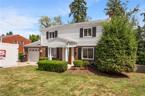5579 Florida Ave, Bethel Park, PA, 15102-2643 | Card Image
