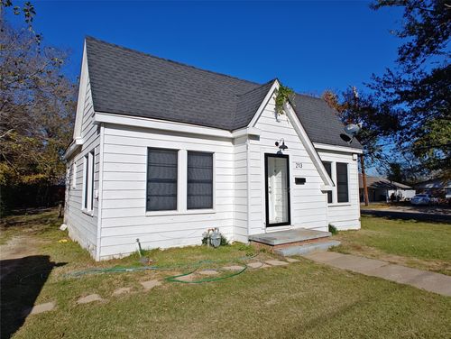 213 California St E, Sulphur Springs, TX, 75482-2207 | Card Image