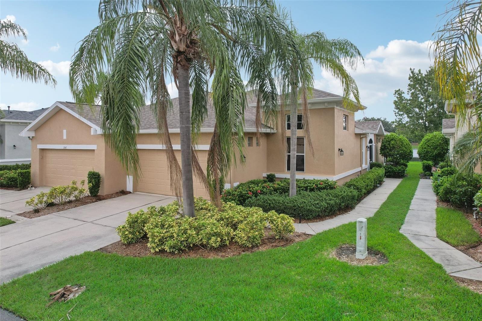Lyndhurst Greens Dr, Sun City Center, FL 33573