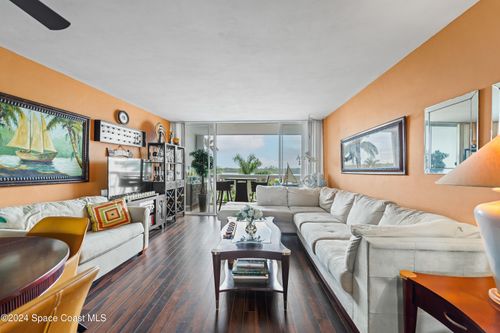 5030-2505 Ocean Ave, Riviera Beach, FL, 33404-4718 | Card Image