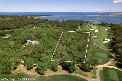 7 Overview Ln, Oak Bluffs, MA, 02557 | Card Image