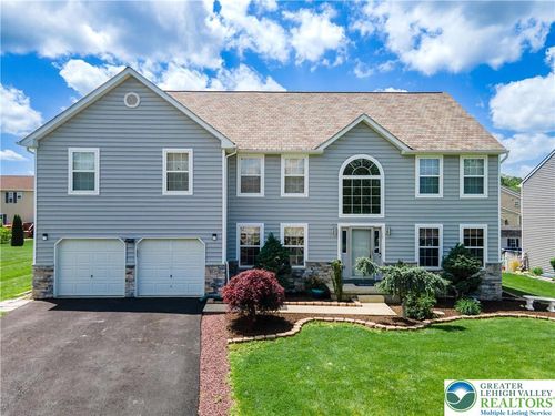 1692 Windmill Ln, BREINIGSVILLE, PA, 18031-1162 | Card Image