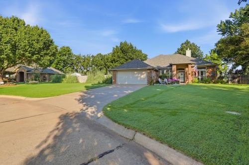 5324 W 1st Ave, Stillwater, OK, 74074-6741 | Card Image