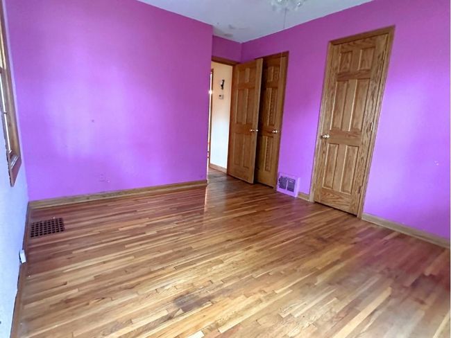 Bedroom 1 on main level | Image 4