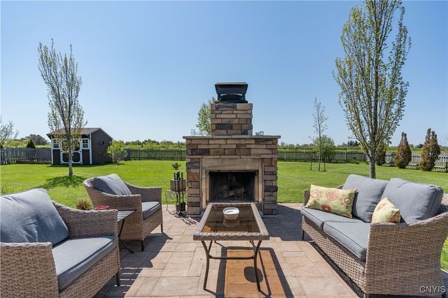 210 Funnycide Dr, House other with 5 bedrooms, 3 bathrooms and null parking in Sackets Harbor NY | Image 7