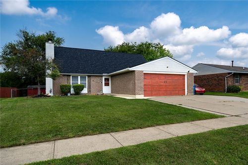 6109 Little Creek Ct, Huber Heights, OH, 45424-1322 | Card Image