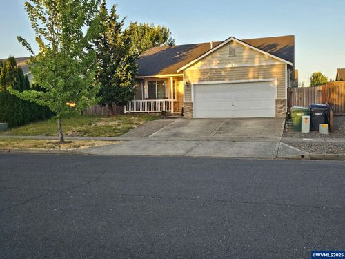 1467 S 7th St, Independence, OR, 97351-1438 | Card Image