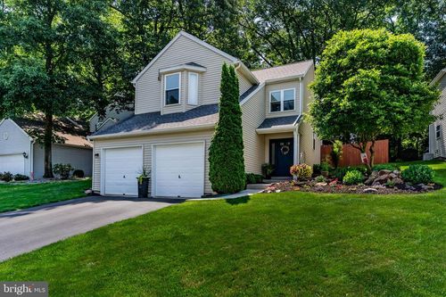 6111 Summit Pointe Dr, HARRISBURG, PA, 17111-4667 | Card Image