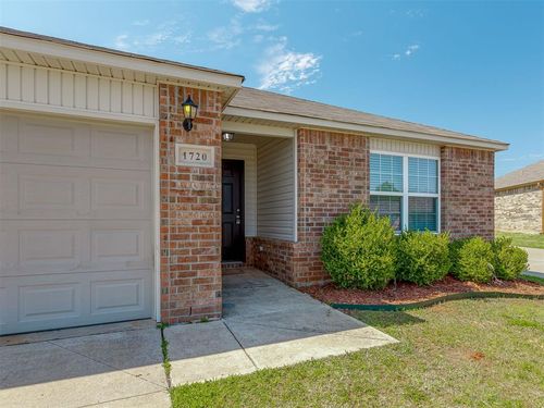 1720 Castle St, Oklahoma City, OK, 73120-1975 | Card Image