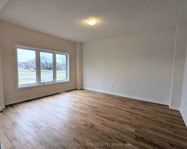 7 Lawrence D Pridham Avenue, House other with 4 bedrooms, 3 bathrooms and 3 parking in New Tecumseth ON | Image 8