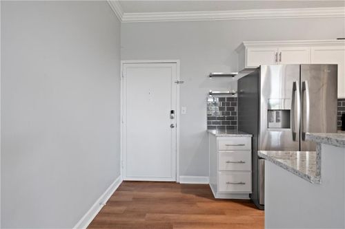 apt-317-3060 Pharr Court North Nw, Atlanta, GA, 30305-2025 | Card Image