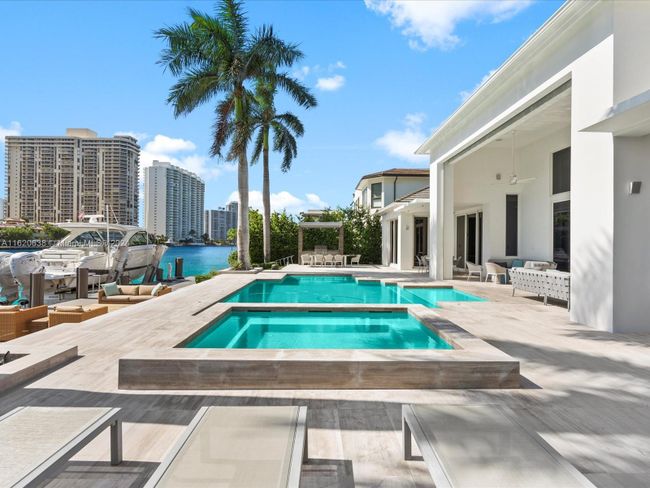 224 S Island, House other with 4 bedrooms, 6 bathrooms and null parking in Golden Beach FL | Image 18