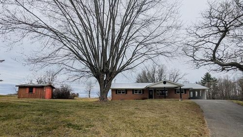 8203 Floyd Pike, Dugspur, VA, 24325-3501 | Card Image