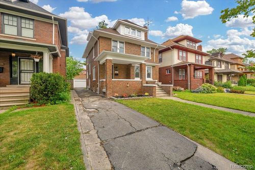 1667 Edison St, Detroit, MI, 48206-2038 | Card Image