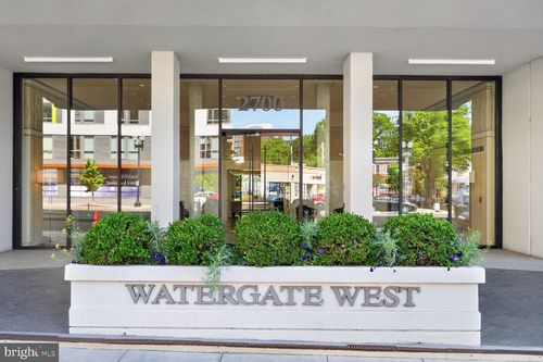 304-2700 Virginia Ave Nw, WASHINGTON, DC, 20037-1909 | Card Image