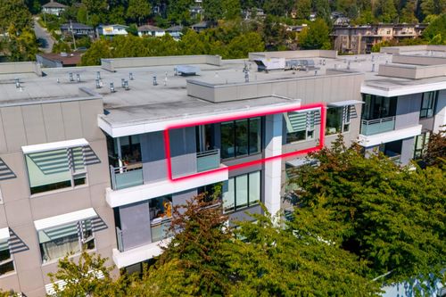 404-1061 Marine Dr, North Vancouver, BC, V7P1S6 | Card Image