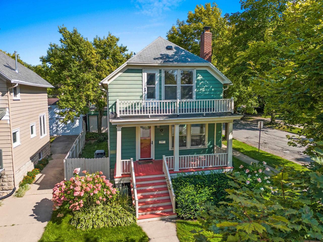 Madison St, Green Bay, WI 54301