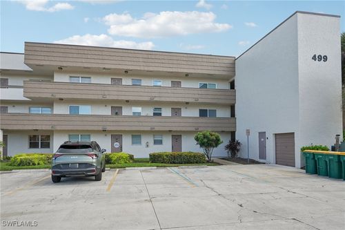 apt-305-499 Forest Lakes Blvd, NAPLES, FL, 34105-2393 | Card Image