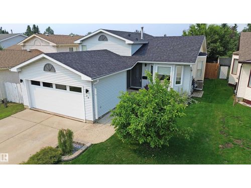 20 Aberdeen Way, Stony Plain, AB, T7Z1K1 | Card Image