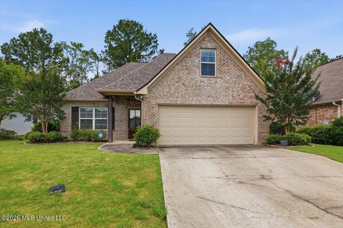 917 Willow Grande Cir, Brandon, MS, 39047-8315 | Card Image