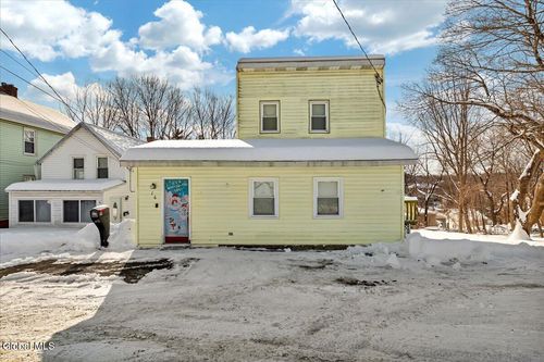 16 Billings Ave, Troy, NY, 12180-6202 | Card Image