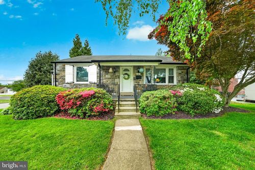 65 Delia Dr, BROOMALL, PA, 19008-1402 | Card Image