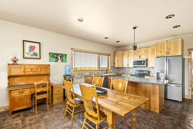 dining room | Image 32