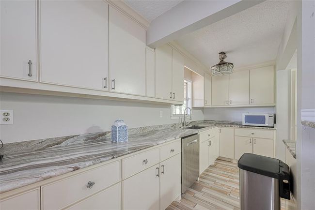 7027 Iowa Colony Blvd, House other with 6 bedrooms, 3 bathrooms and 2 parking in Iowa Colony TX | Image 16