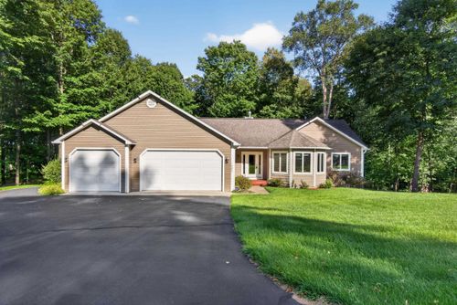 1482 Oban Way, Traverse City, MI, 49696-8976 | Card Image