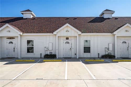 15113 Kokomo Dr, Corpus Christi, TX, 78418-1331 | Card Image