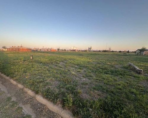 214 E Carver St, Plainview, TX, 79072-4536 | Card Image