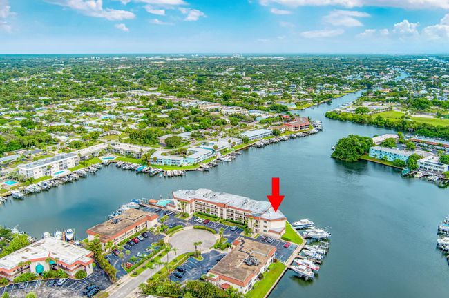 APT-316 - 313 Lake Cir, Condo with 2 bedrooms, 2 bathrooms and null parking in North Palm Beach FL | Image 33