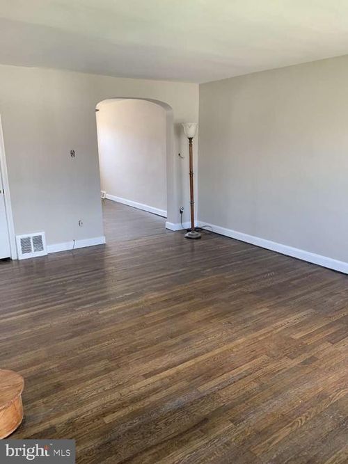 2944 Tyson Ave, PHILADELPHIA, PA, 19149-1907 | Card Image