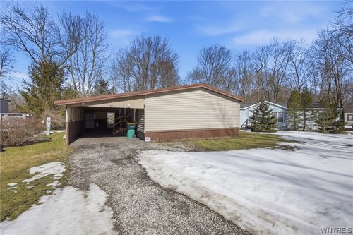 29 E Meadow Lane, Yorkshire, NY, 14042 | Card Image