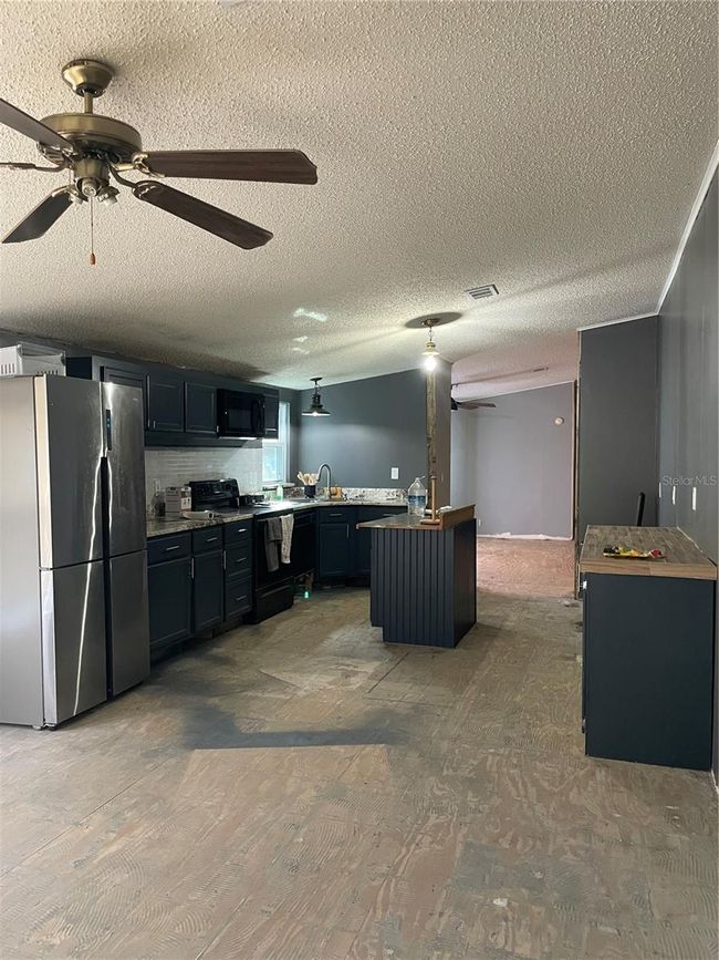 1590 Candleberry St, House other with 3 bedrooms, 2 bathrooms and null parking in BUNNELL FL | Image 5
