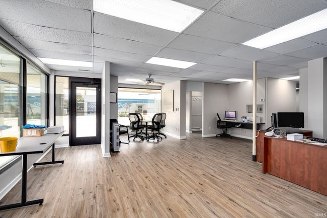 208 S Market St, Home with 0 bedrooms, 20 bathrooms and null parking in Delphi IN | Image 8