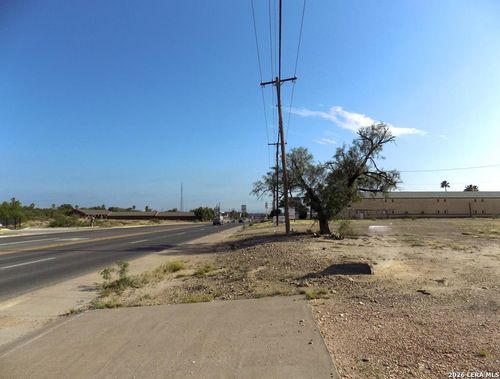 2028 Del Rio Blvd., Eagle Pass, TX, 78852 | Card Image