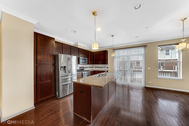 1253 Danforth Ct, Townhouse with 3 bedrooms, 3 bathrooms and 2 parking in Vernon Hills IL | Image 7