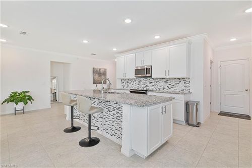 8948 Cascade Price Cir, NORTH FORT MYERS, FL, 33917-3894 | Card Image