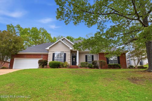 420 Woodlands Cir, Brandon, MS, 39047-8096 | Card Image
