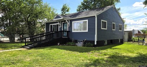 408 3rd St, Thermopolis, WY, 82443-2830 | Card Image
