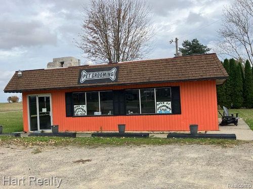 1740 Van Dyke Rd, Decker, MI, 48426-9725 | Card Image